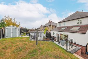 Hady Crescent